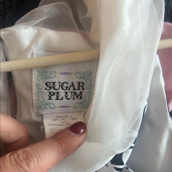 Chic Black and White Kids Dress - Picture 3 of 3